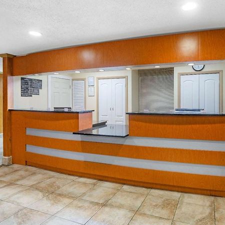 Howard Johnson By Wyndham Staunton Luaran gambar